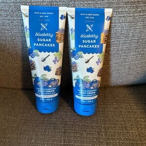 Bath & Body Works Blueberry Sugar Pancakes Body Cream - Blue and White